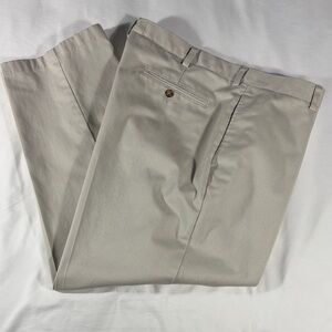 L.L. Bean mens stone khaki Natural Fit flat front chino pants - size 38x28.5